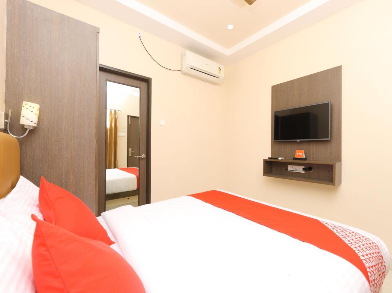 Hotel Oyo 14934 Kalyani Grand Chennai Exterior foto